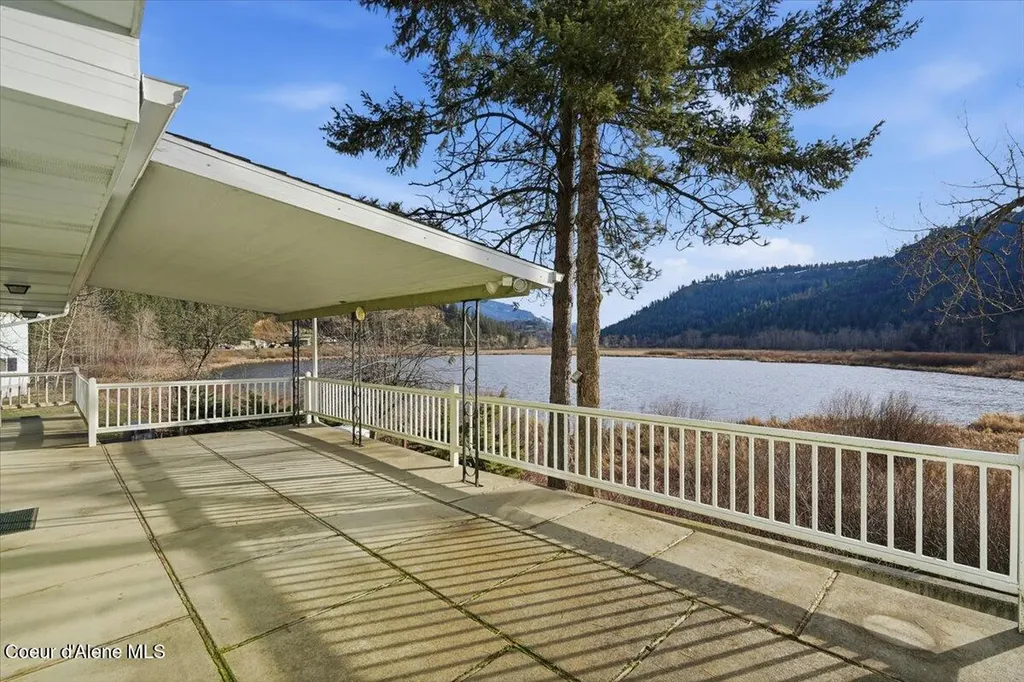 2035 St Joe River Road St. Maries ID 83861