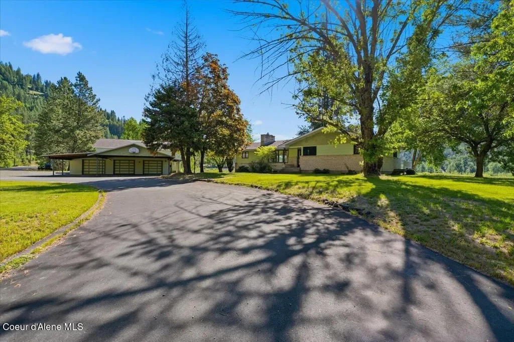2035 St Joe River Road St. Maries ID 83861