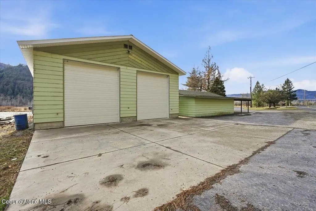 2035 St Joe River Road St. Maries ID 83861