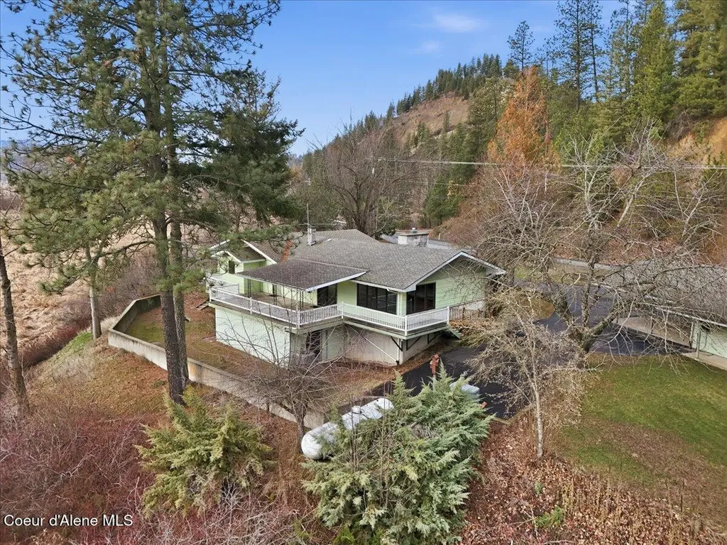 2035 St Joe River Road St. Maries ID 83861