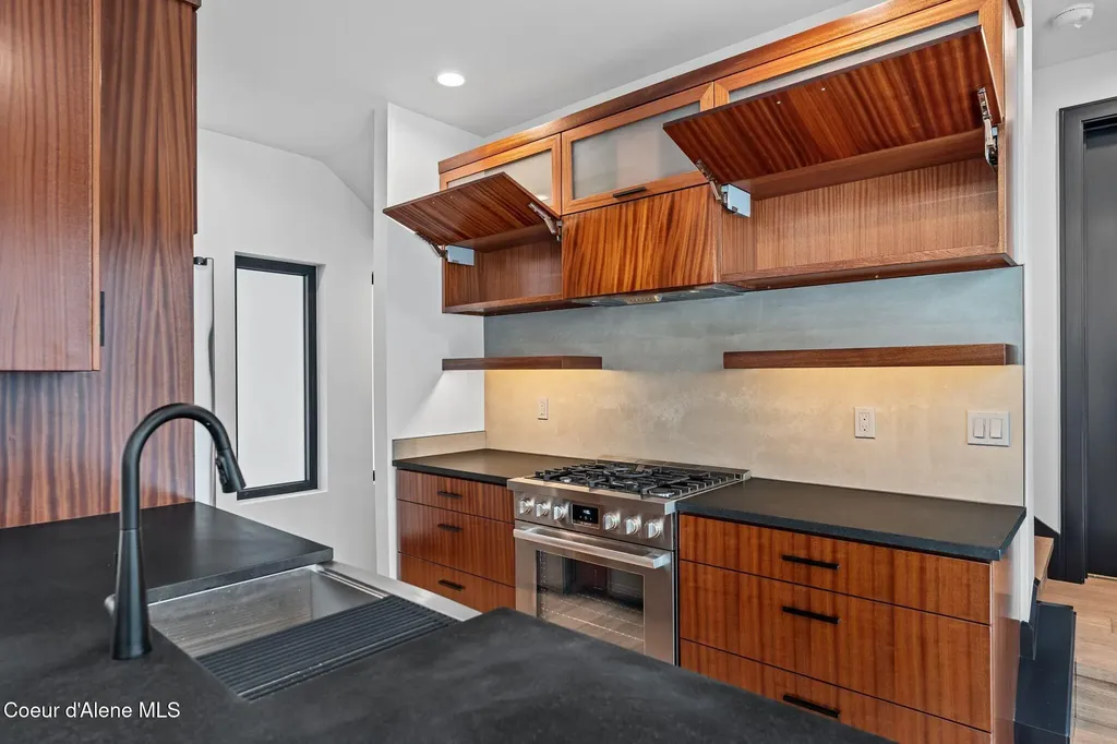 1808 Garfield Bay Road Sagle ID 83860