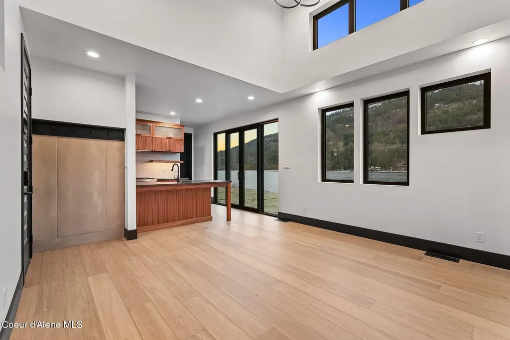 1808 Garfield Bay Road Sagle ID 83860