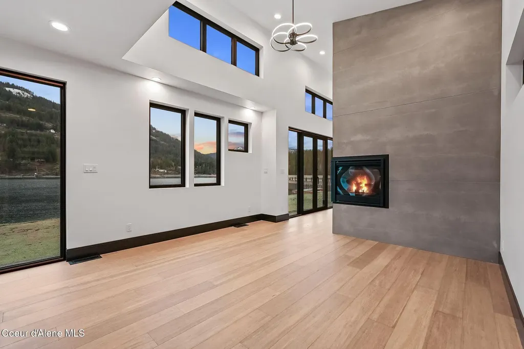 1808 Garfield Bay Road Sagle ID 83860