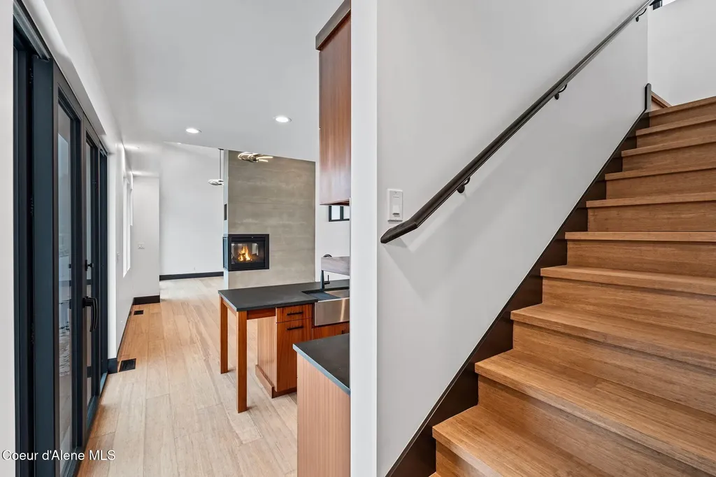 1808 Garfield Bay Road Sagle ID 83860