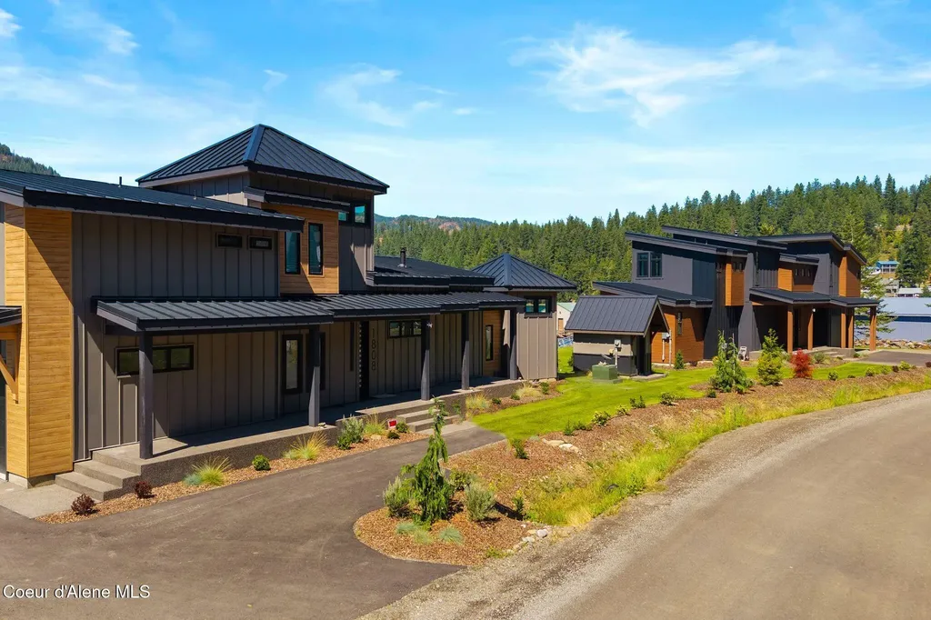 1808 Garfield Bay Road Sagle ID 83860