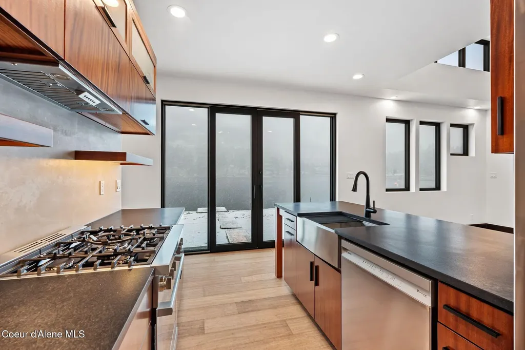 1808 Garfield Bay Road Sagle ID 83860