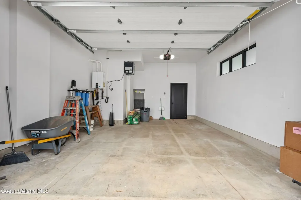1808 Garfield Bay Road Sagle ID 83860