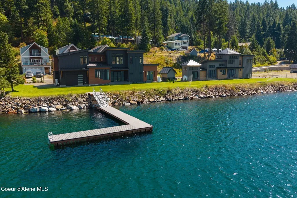 1808 Garfield Bay Road Sagle ID 83860