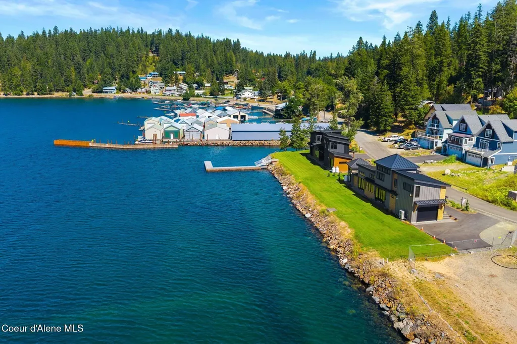 1808 Garfield Bay Road Sagle ID 83860