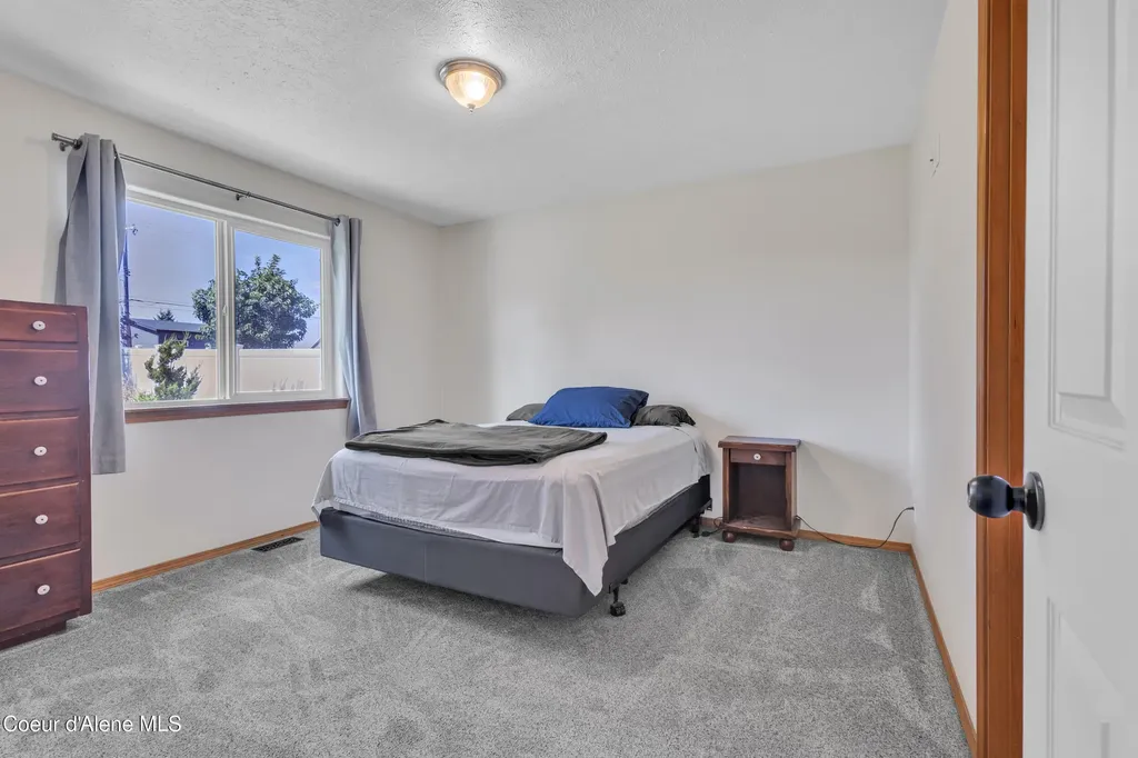 8849 N Torrey Lane Hayden ID 83835