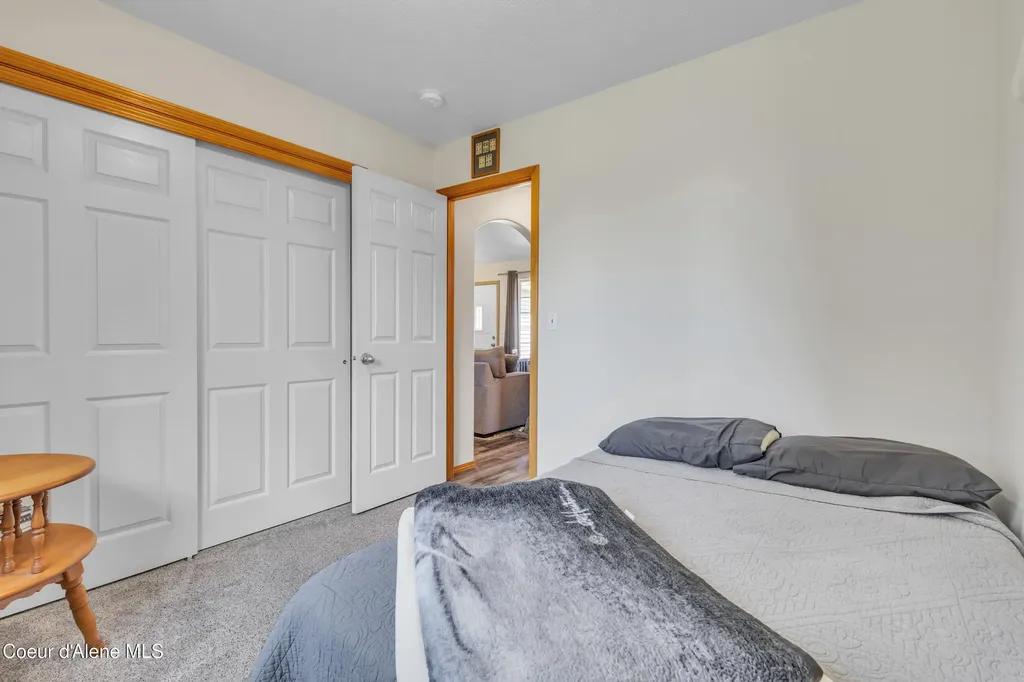 8849 N Torrey Lane Hayden ID 83835
