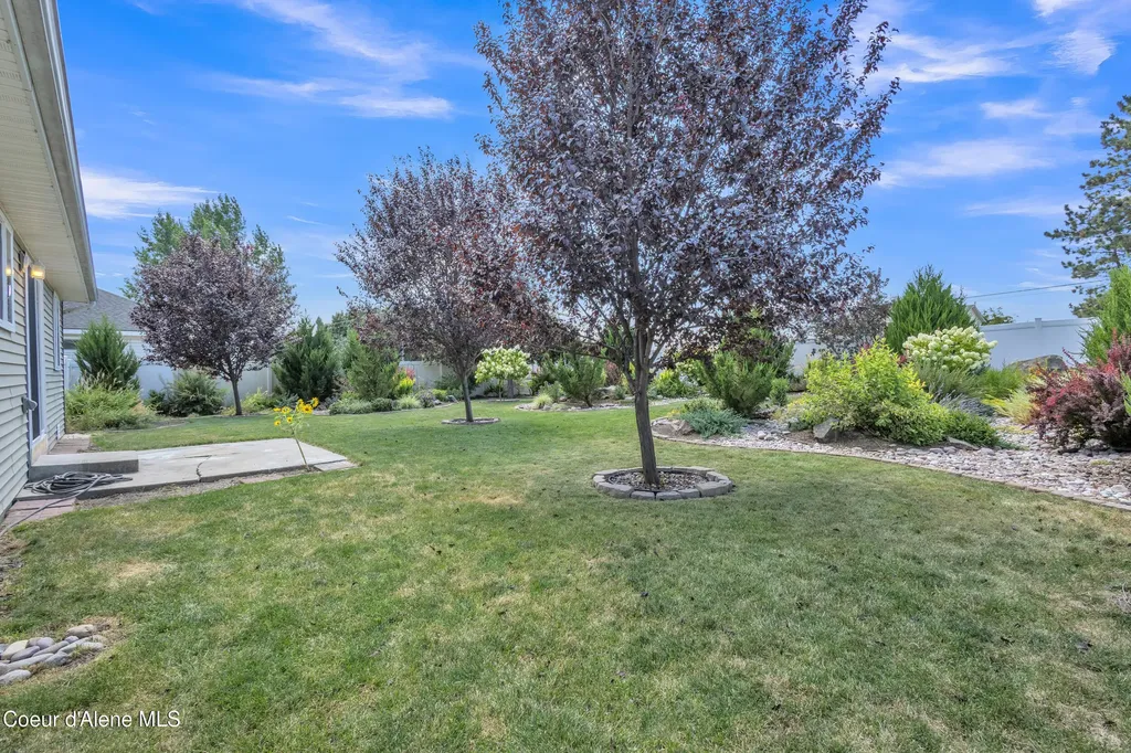 8849 N Torrey Lane Hayden ID 83835
