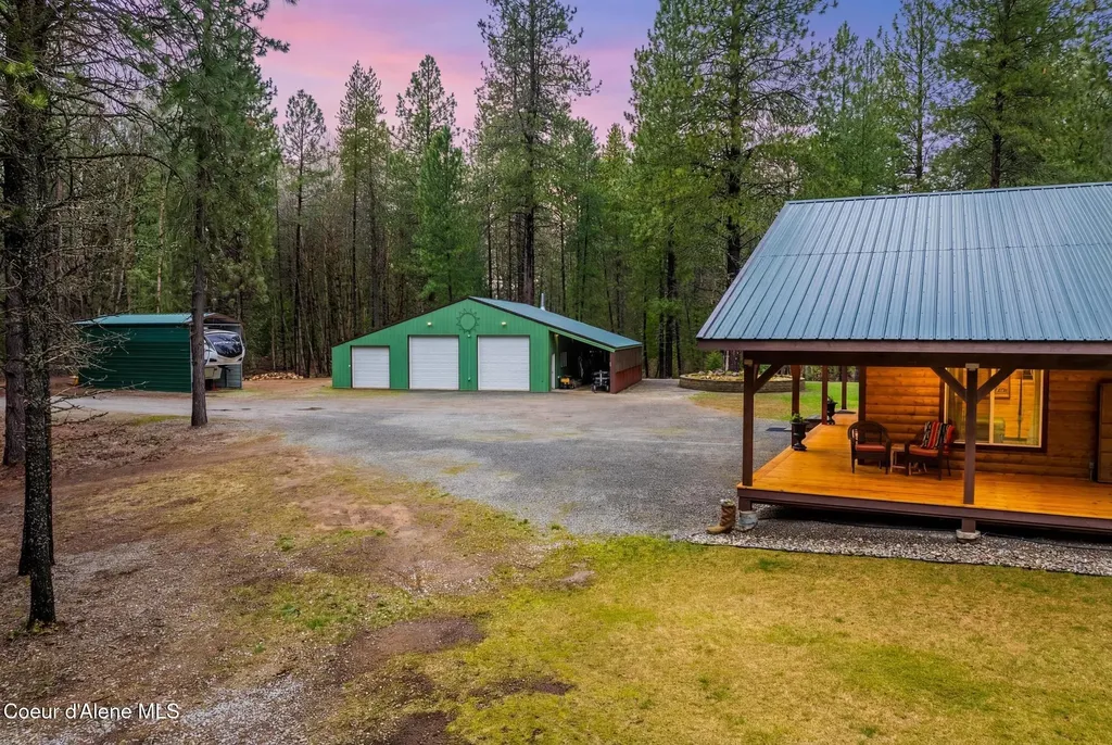 415 Hummingbird Drive Sandpoint ID 83864