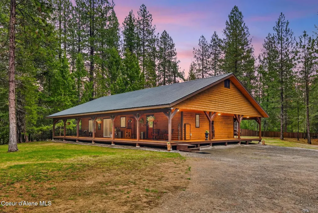 415 Hummingbird Drive Sandpoint ID 83864