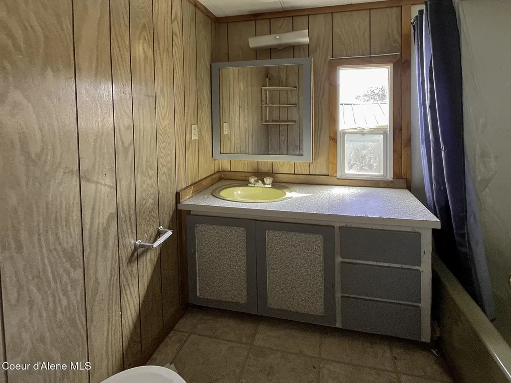 109 W 6th Avenue Clark Fork ID 83811