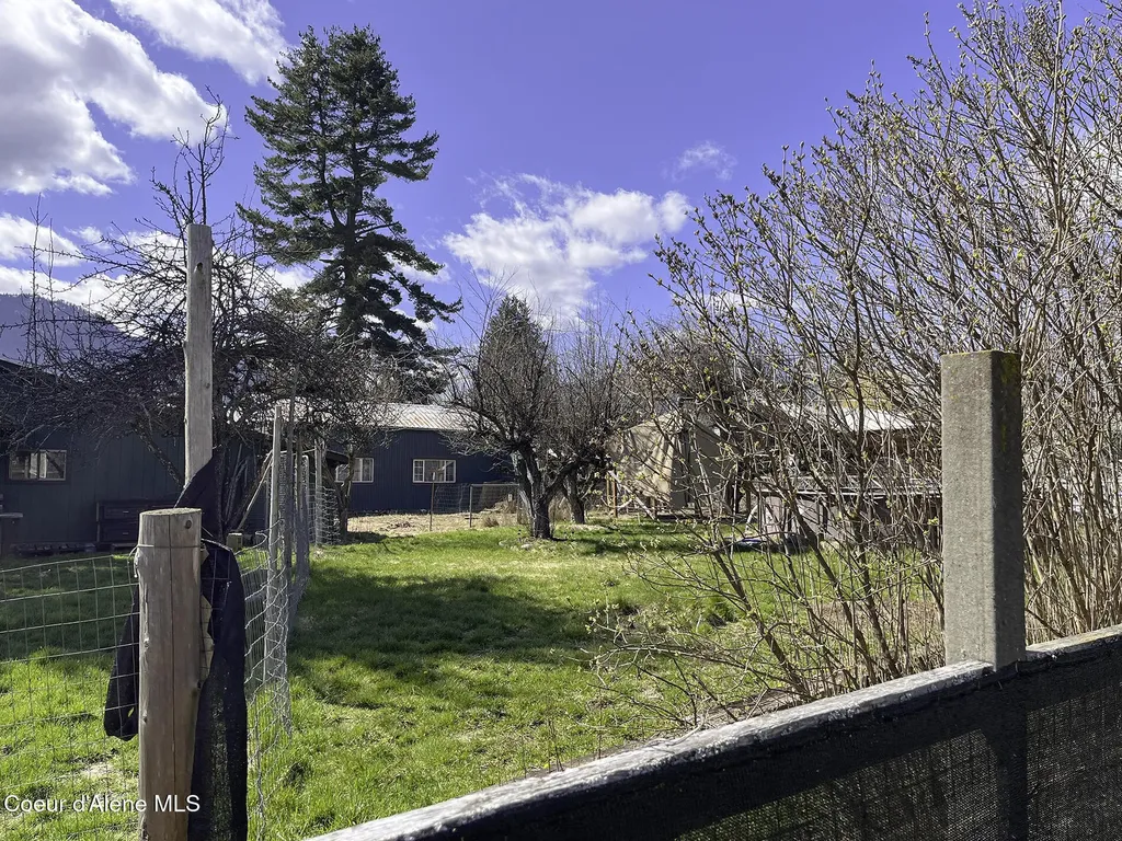 109 W 6th Avenue Clark Fork ID 83811