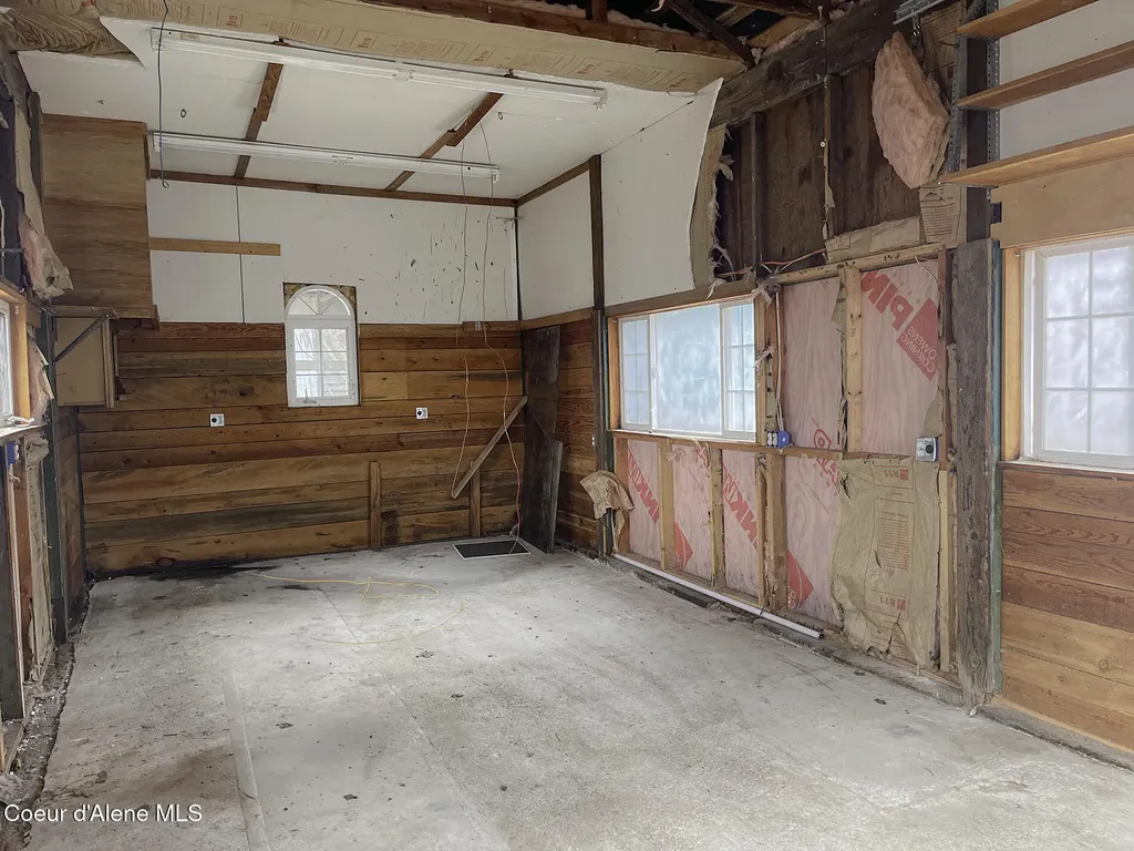 109 W 6th Avenue Clark Fork ID 83811