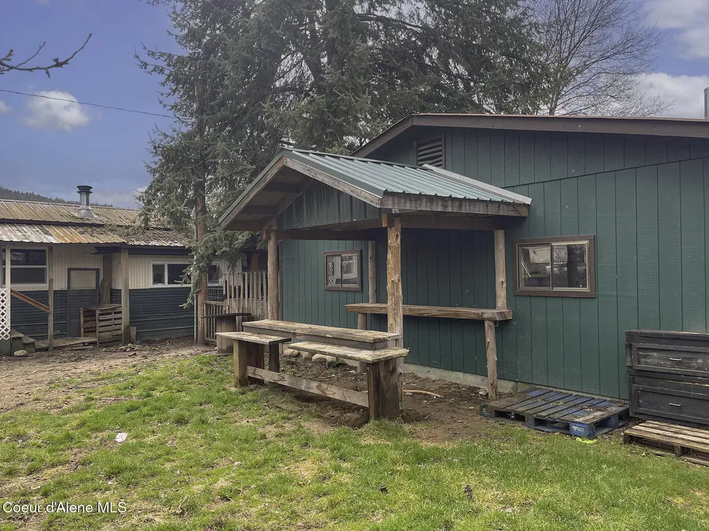 109 W 6th Avenue Clark Fork ID 83811