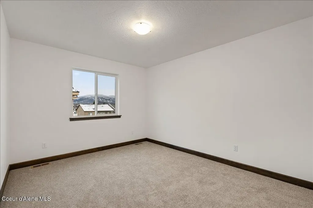 2947 N Neptune Street Post Falls ID 83854