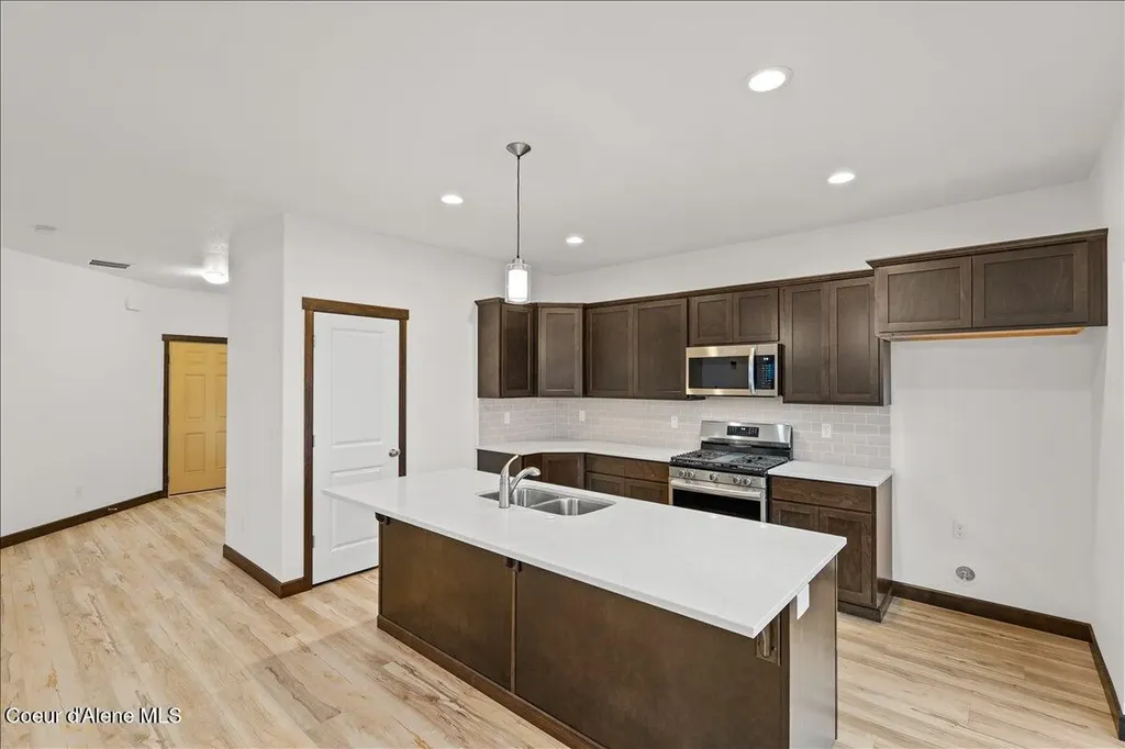 2947 N Neptune Street Post Falls ID 83854