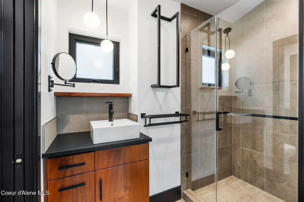 1770 Garfield Bay Road Sagle ID 83860