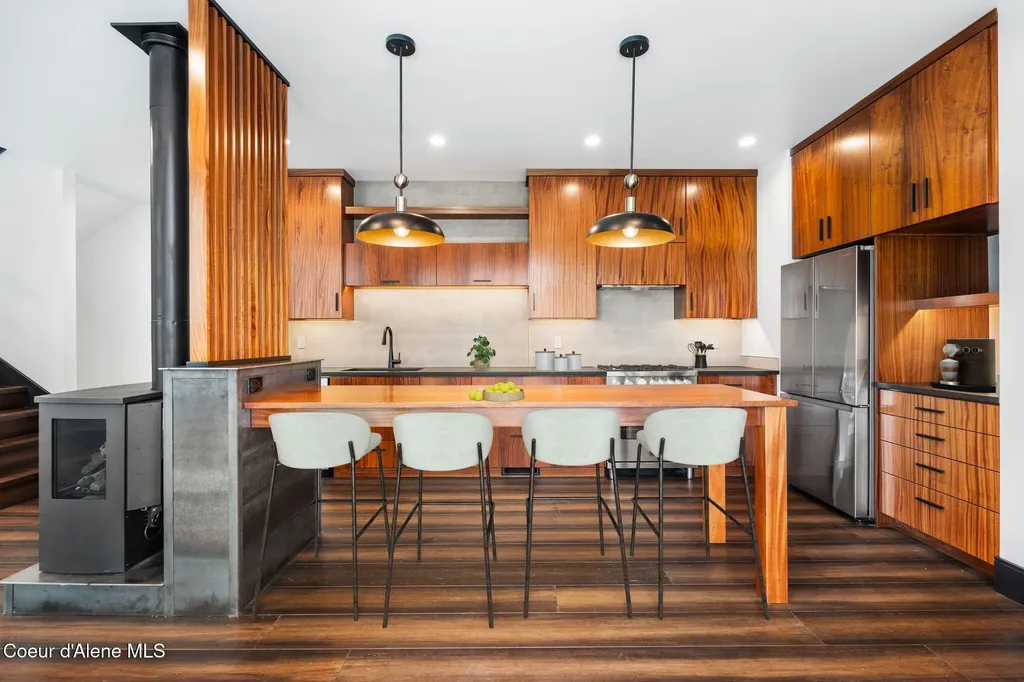 1770 Garfield Bay Road Sagle ID 83860