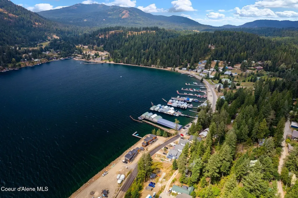 1770 Garfield Bay Road Sagle ID 83860