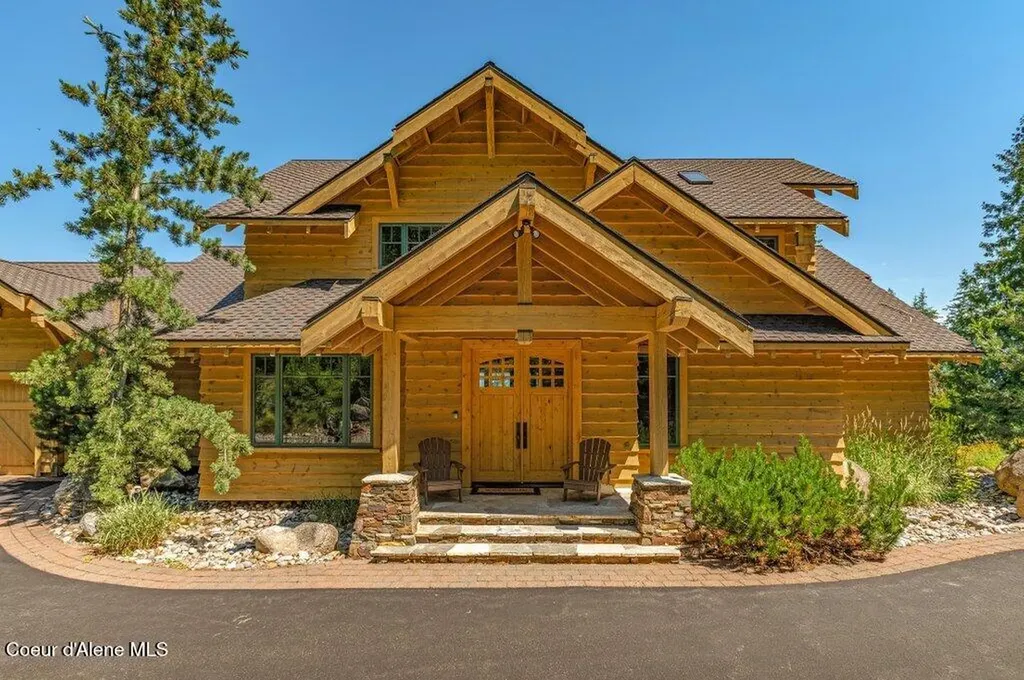 477 Big Pine Drive Sagle ID 83860