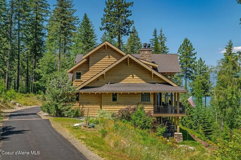 477 Big Pine Drive Sagle ID 83860