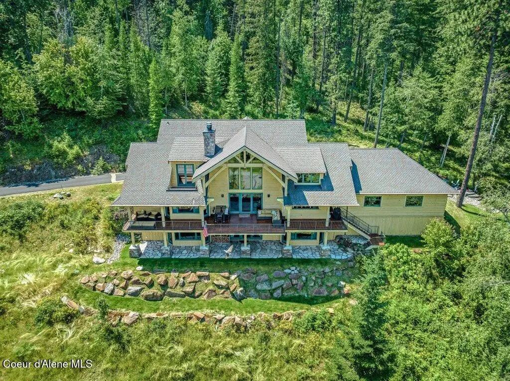 477 Big Pine Drive Sagle ID 83860