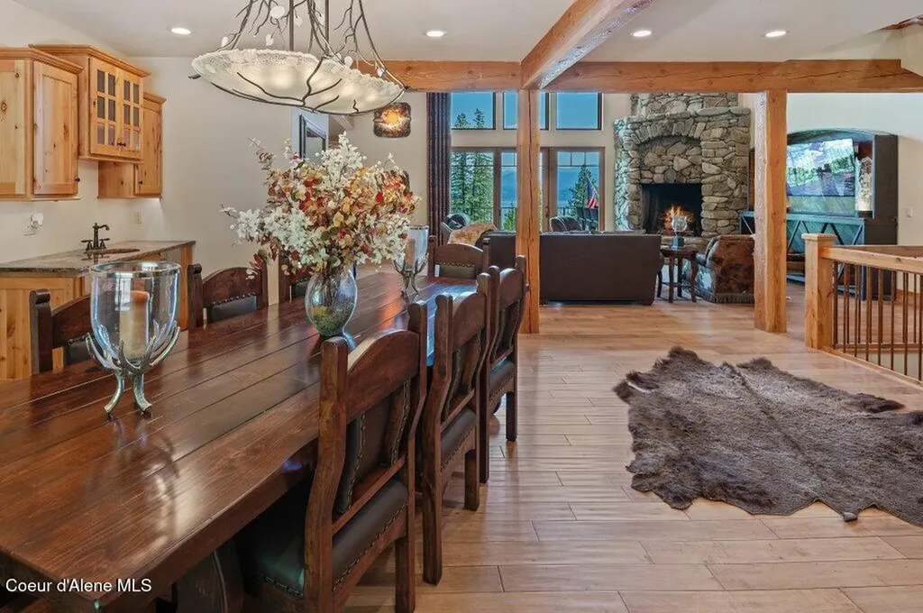 477 Big Pine Drive Sagle ID 83860