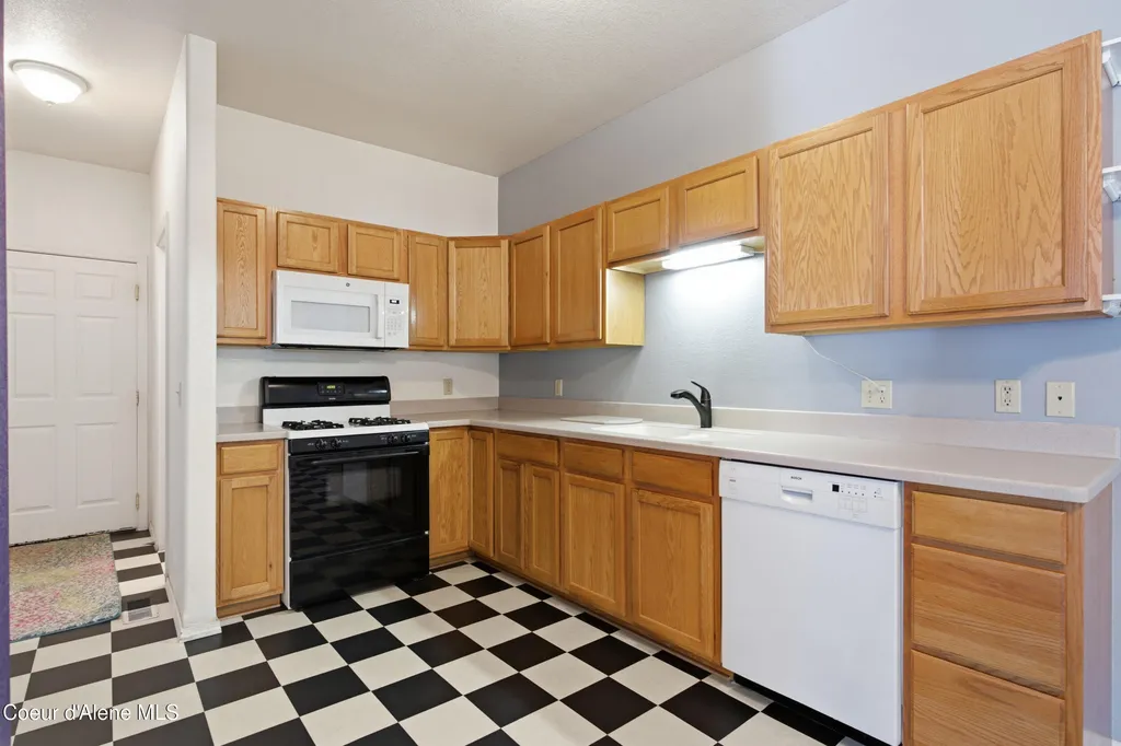 1201 Spruce Street Sandpoint ID 83864