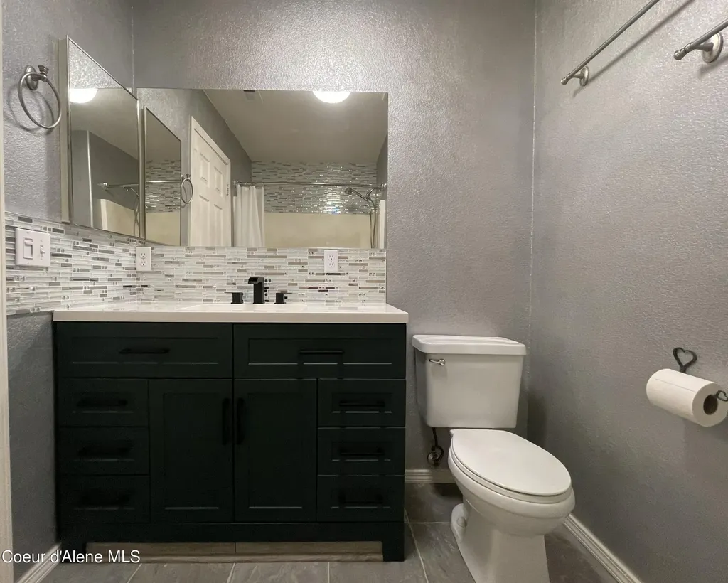 1201 Spruce Street Sandpoint ID 83864