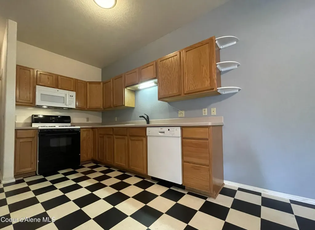 1201 Spruce Street Sandpoint ID 83864