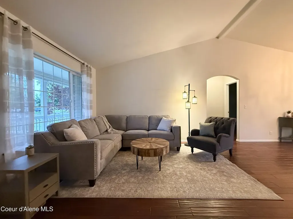 1190 W Palouse Drive Post Falls ID 83854