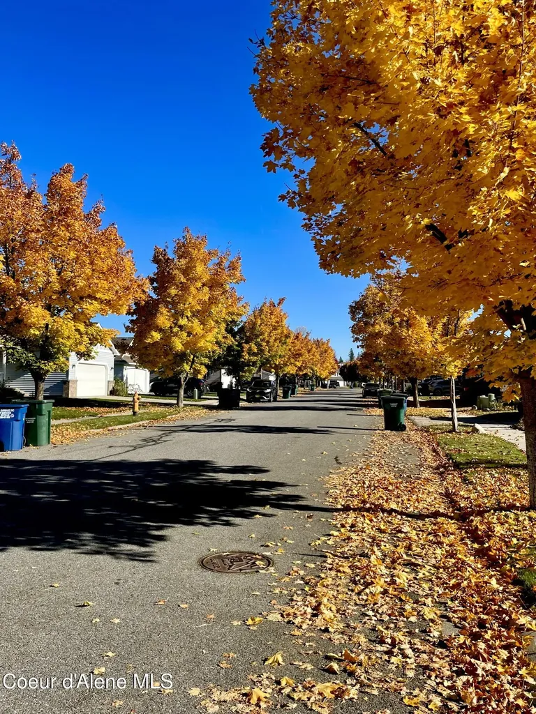 1190 W Palouse Drive Post Falls ID 83854