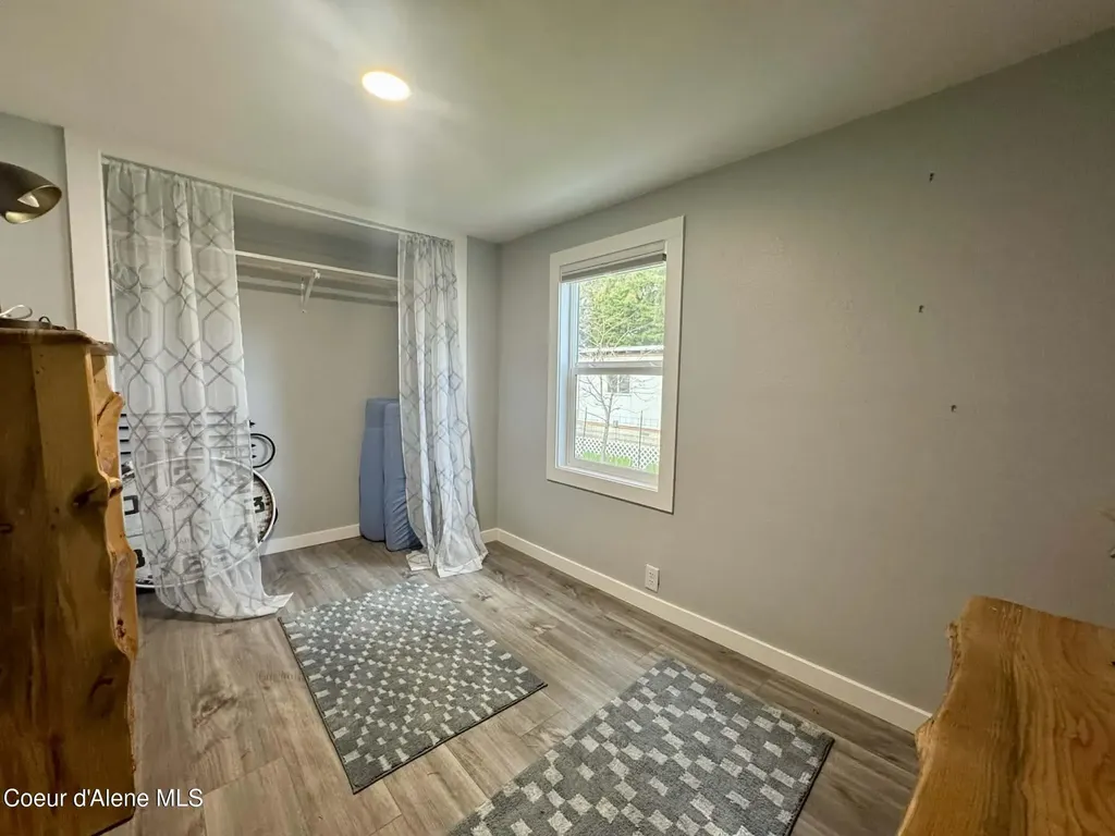 28 E Walrose Loop Hayden ID 83835