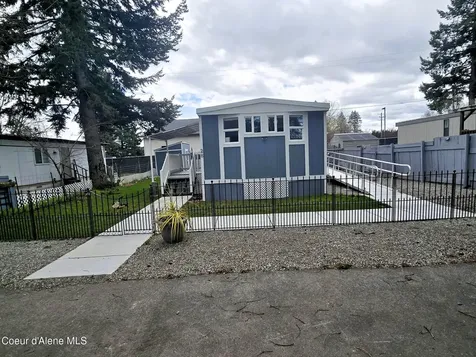 28 E Walrose Loop Hayden ID 83835