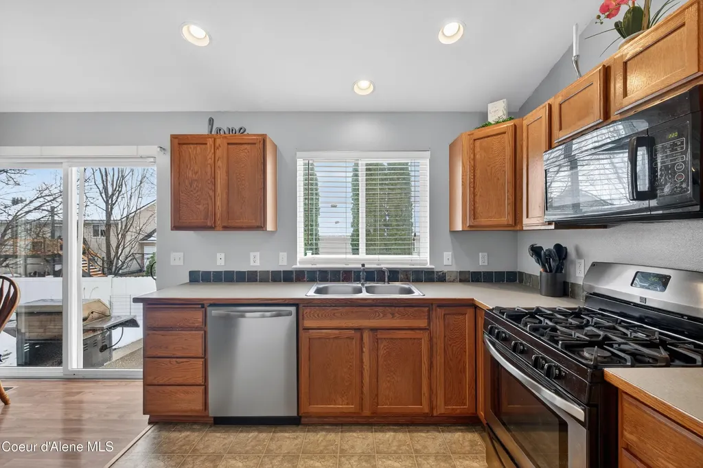 2734 E Redondo Circle Post Falls ID 83854