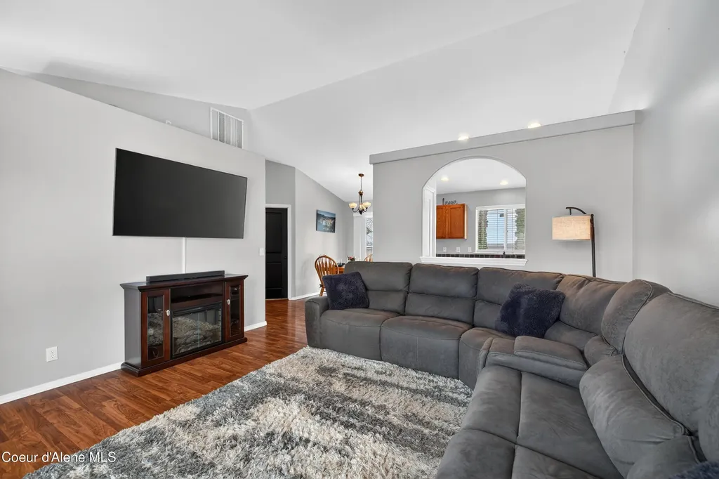 2734 E Redondo Circle Post Falls ID 83854