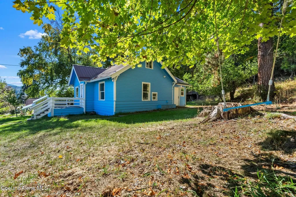 7492 Mohawk Street Bonners Ferry ID 83805