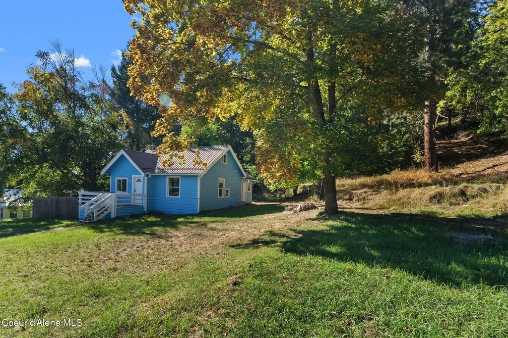 7492 Mohawk Street Bonners Ferry ID 83805
