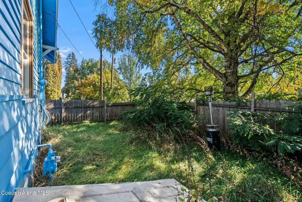 7492 Mohawk Street Bonners Ferry ID 83805