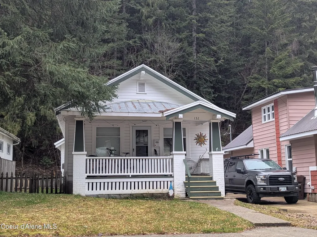 132 King Street Wallace ID 83873