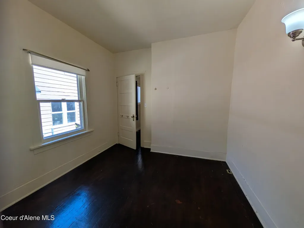 132 King Street Wallace ID 83873