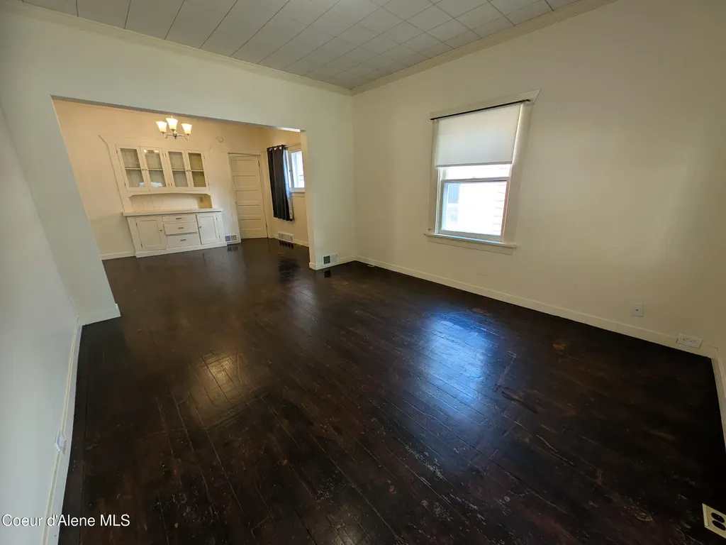 132 King Street Wallace ID 83873