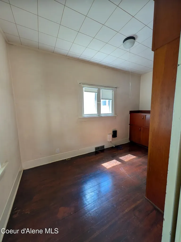 132 King Street Wallace ID 83873