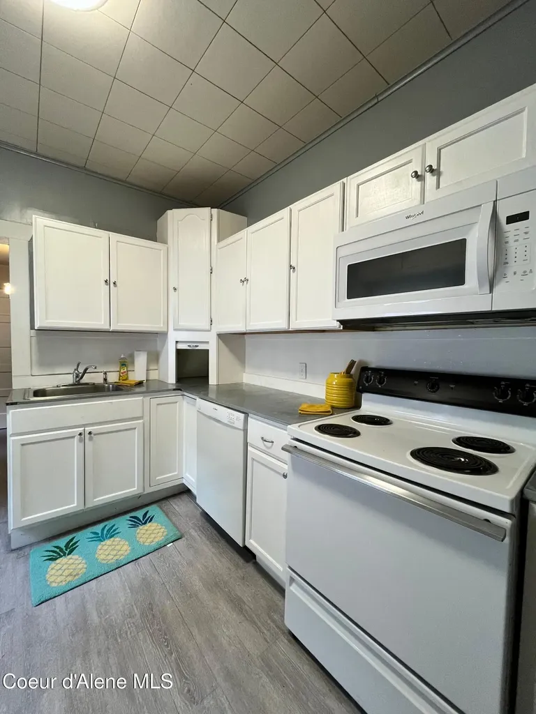 132 King Street Wallace ID 83873