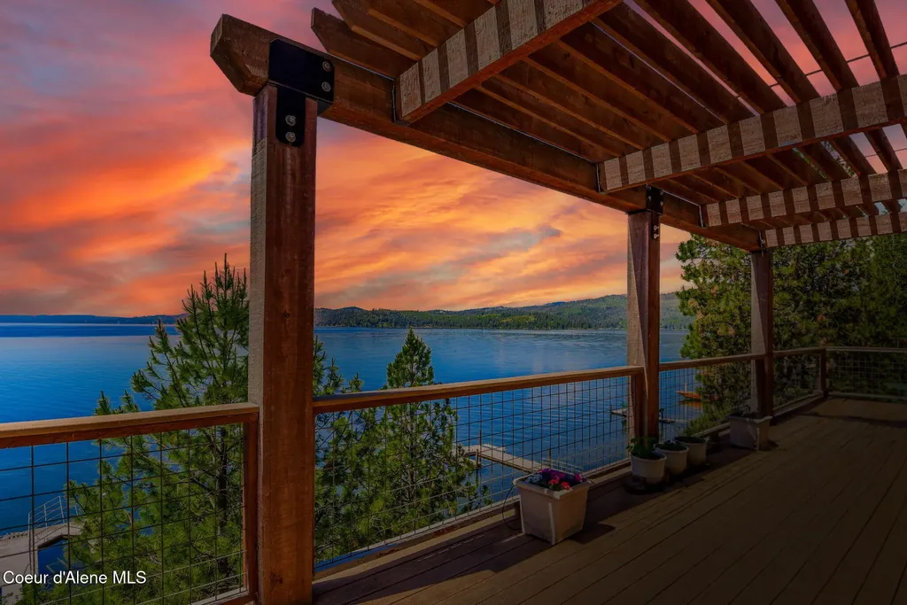 412 E Beachhouse Lane Harrison ID 83833