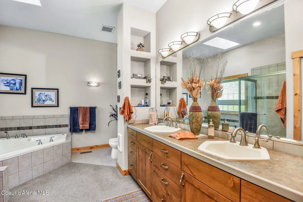 412 E Beachhouse Lane Harrison ID 83833